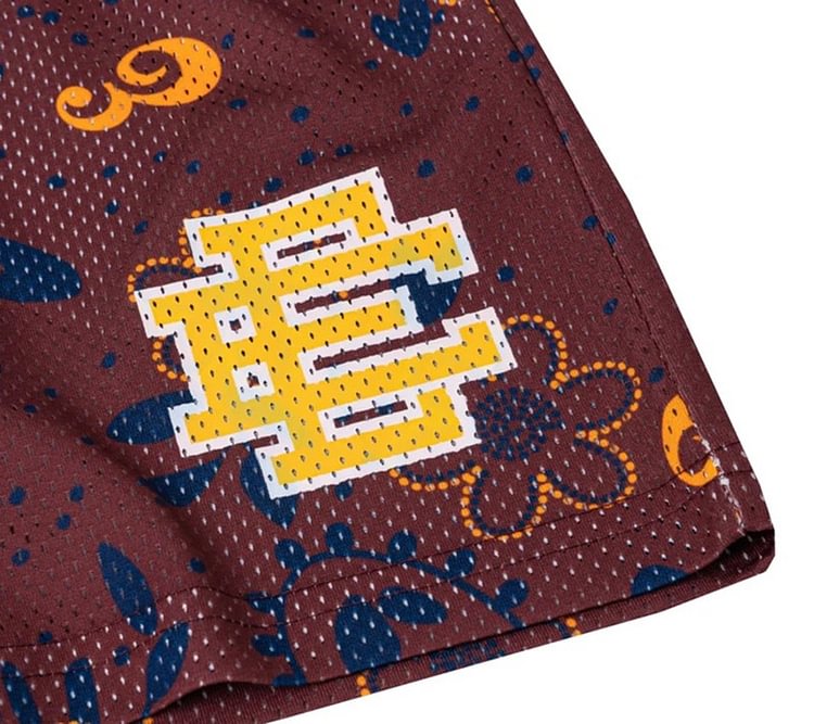 EE Basic Short Red-Brown Paisley