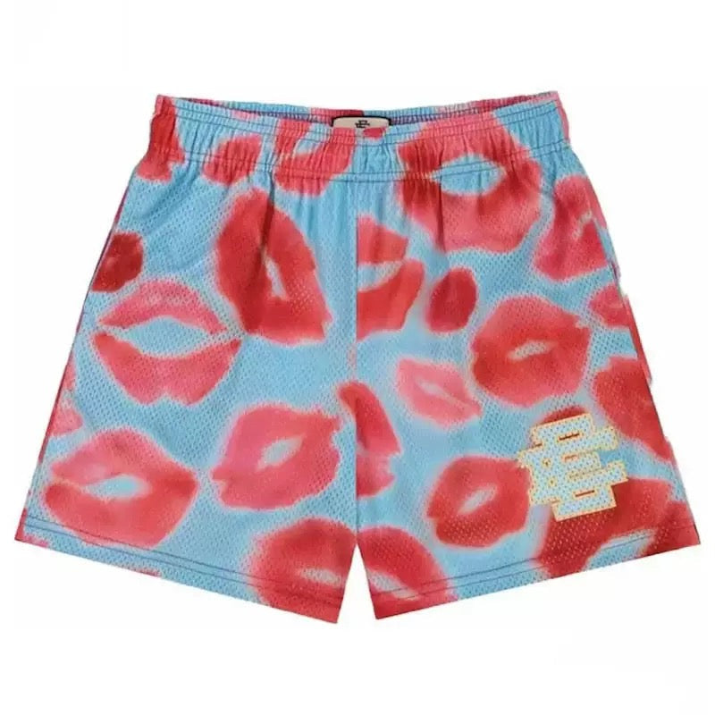 EE Shorts Kiss Lipstick